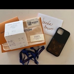 Louis Vuitton IPhone 12Pro case excellent condition.